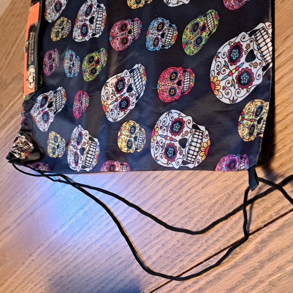 Halloween skull drawstring bag/ BUNDLE ONLY 2 or more items - Picture 3 of 5